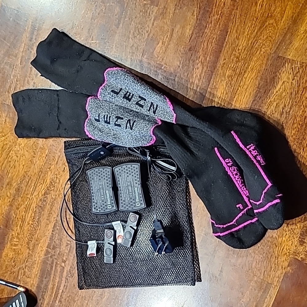 Lenz Heat Socks 1.0 with bag, charger & battery packs